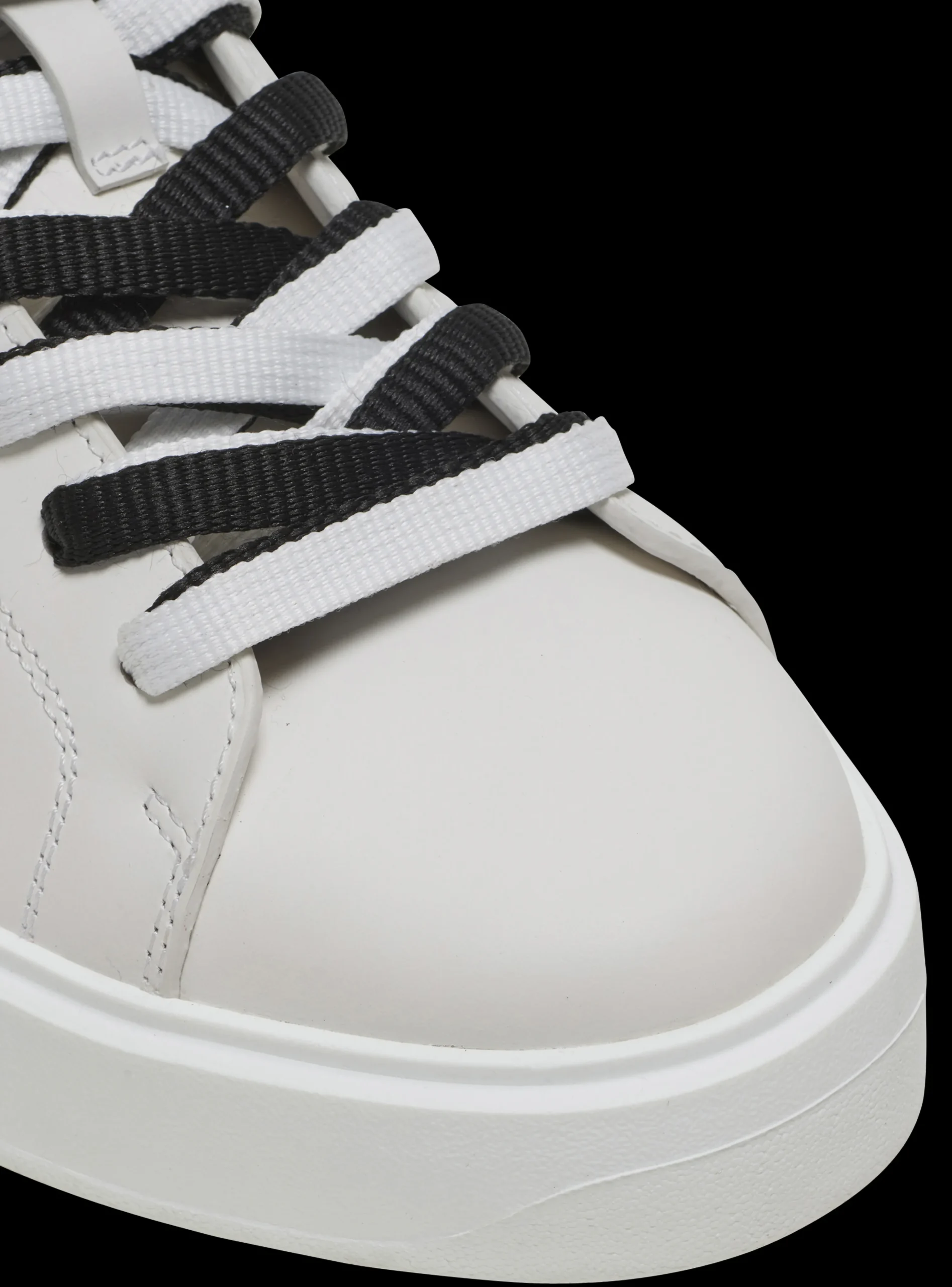 Women Balmain B-Court Smooth Leather Trainers