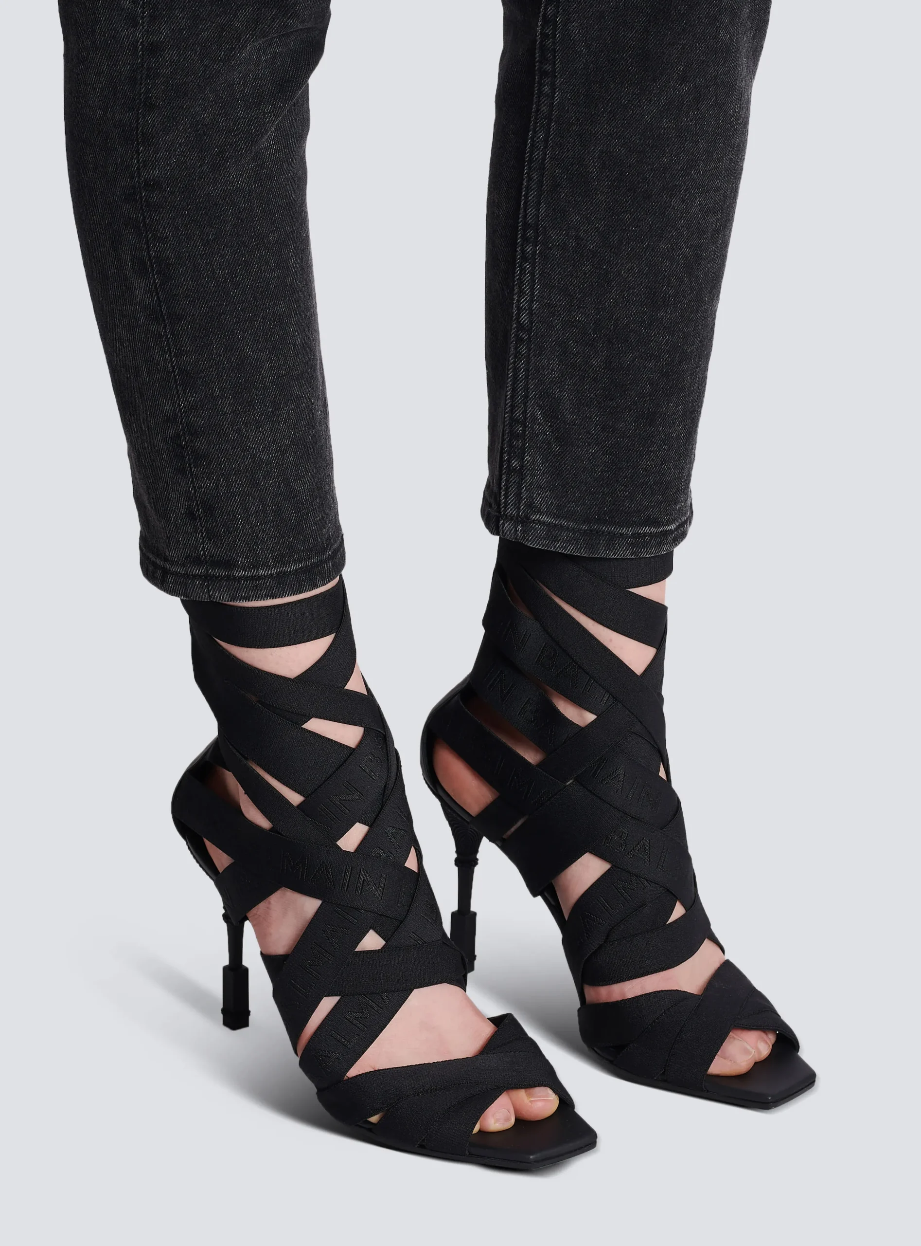 Women Balmain Moneta Leather And Elastic sandals With Logo