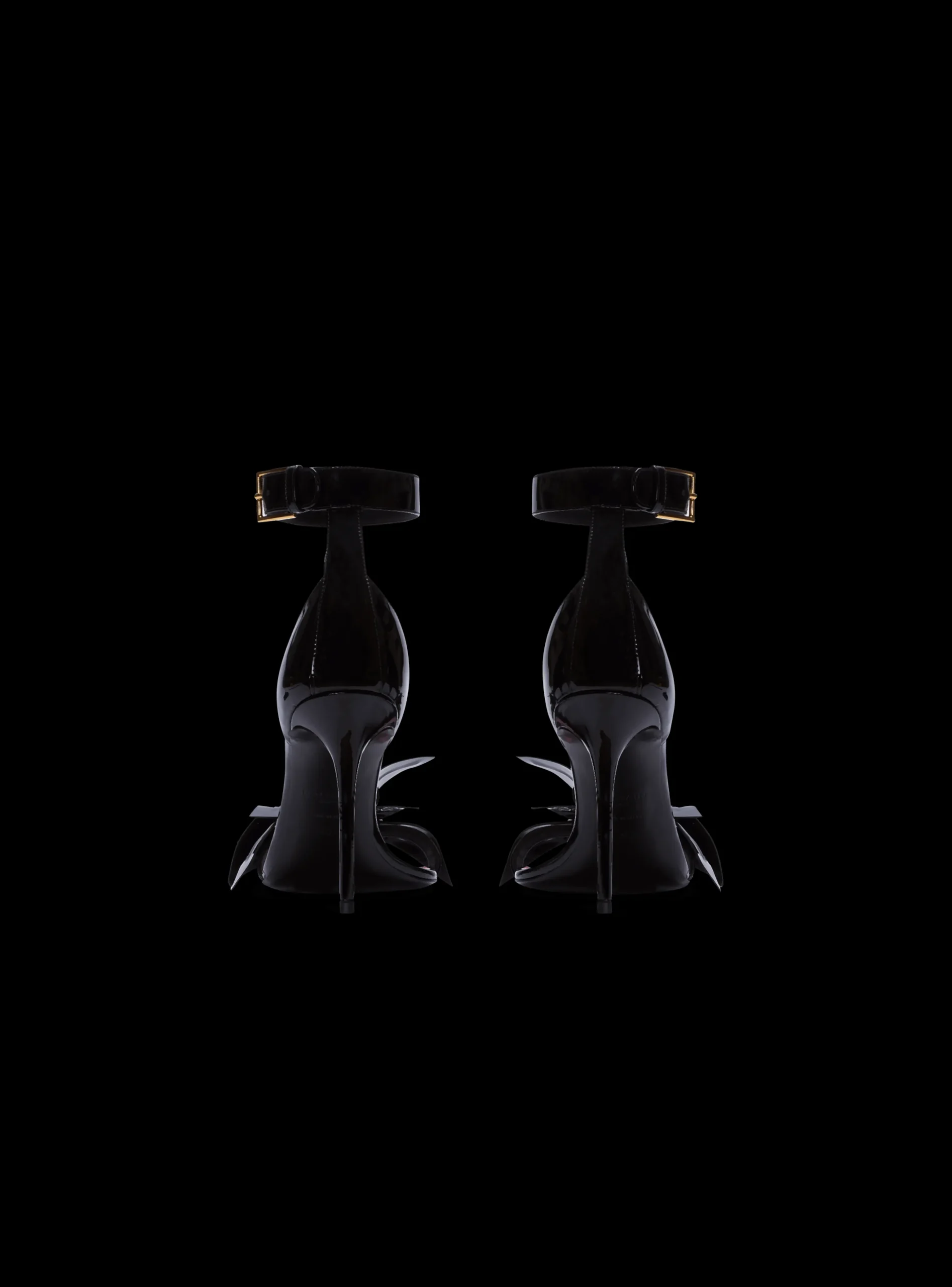 Women Balmain Patent Leather Ruby Pumps With Flower Detail